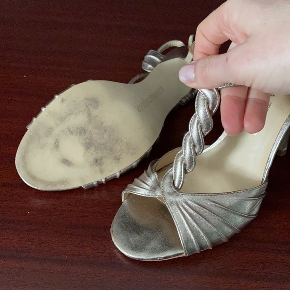 Light gold heels - Picture 5 of 6